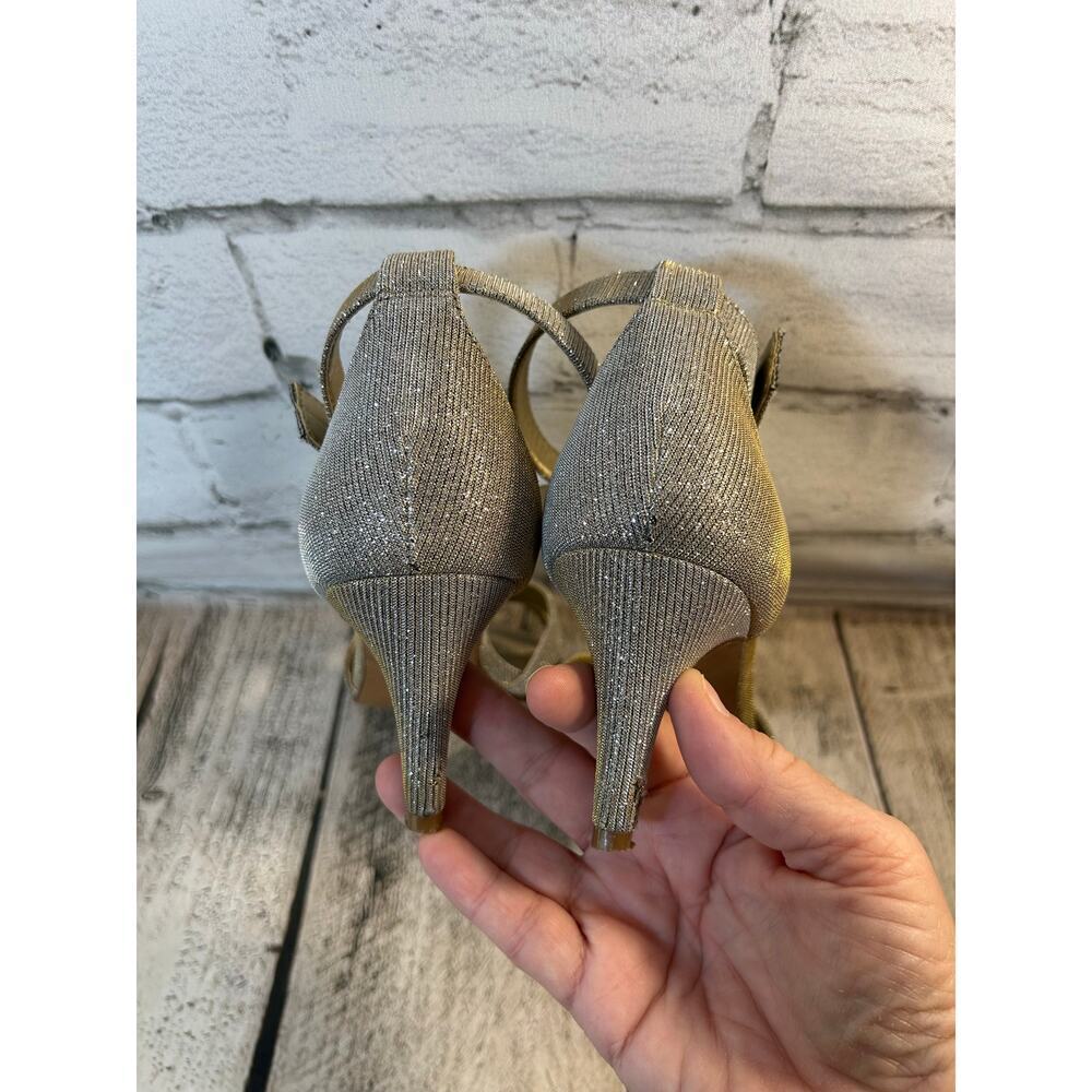 KELLY & KATIE Women’s Gold Sparkle Ankle Strap Heels / Size: 6 - Picture 11 of 14